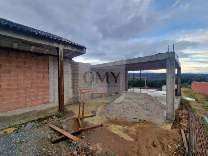 Moradia T3 para Venda em Adoufe e Vilarinho de Samardã Foto 14