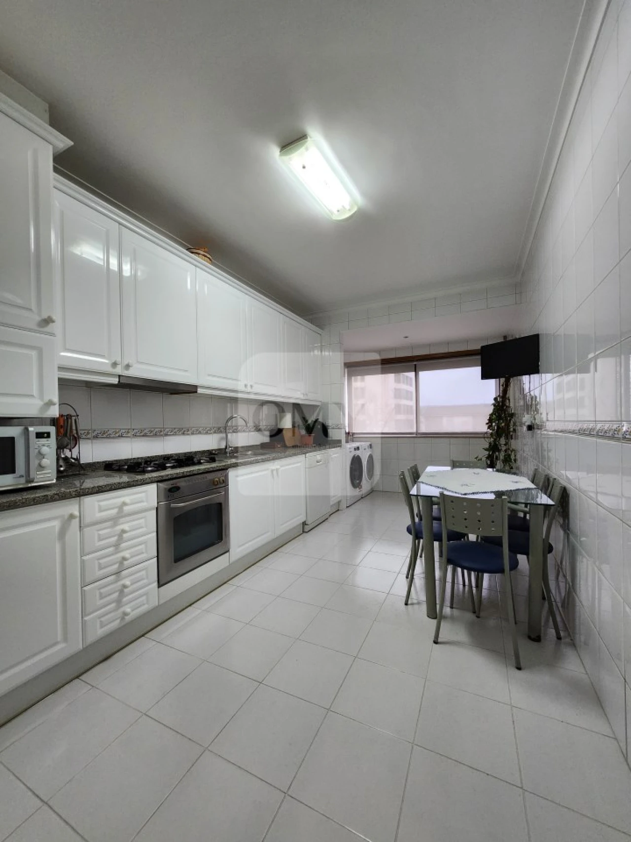 Apartamento T3 para Arrendamento em Nossa Senhora da Conceição, São Pedro e São Dinis Foto 5