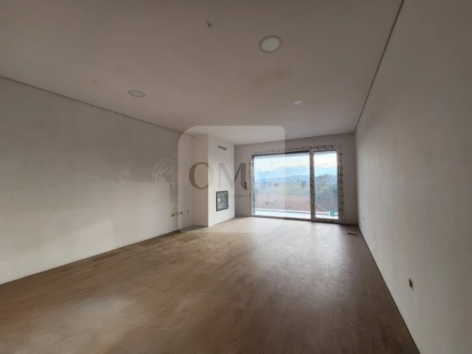 Apartamento T2 para ced. p. contratual em Nossa Senhora da Conceição, São Pedro e São Dinis Foto 2