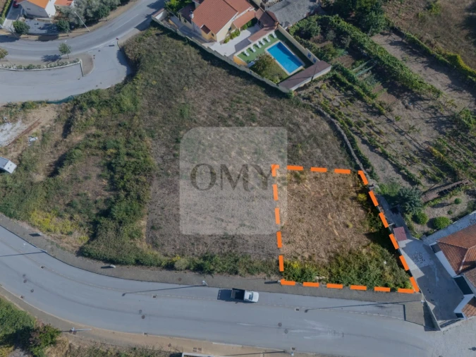 Terreno para Venda em Sabrosa