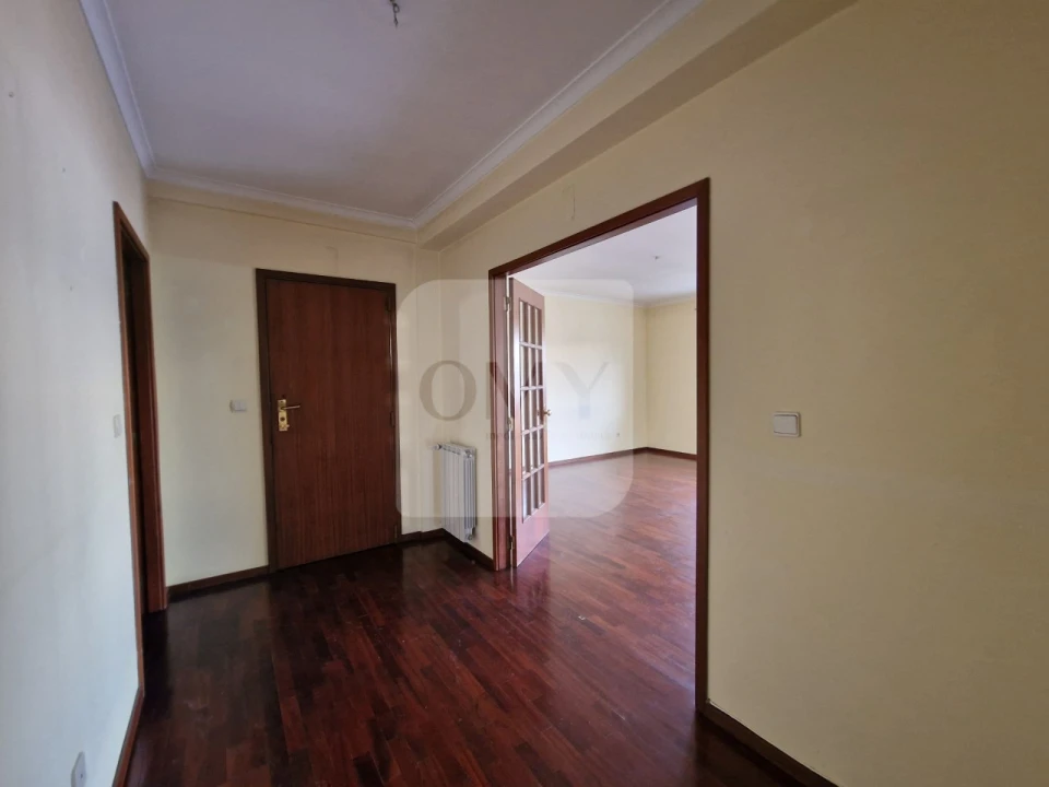 Apartamento T4 para Venda em Nossa Senhora da Conceição, São Pedro e São Dinis Foto 3