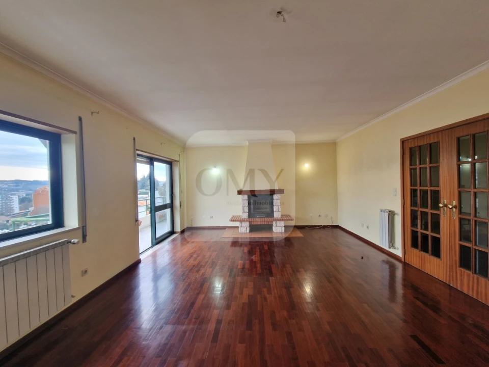 Apartamento T4 para Venda em Nossa Senhora da Conceição, São Pedro e São Dinis Foto 8