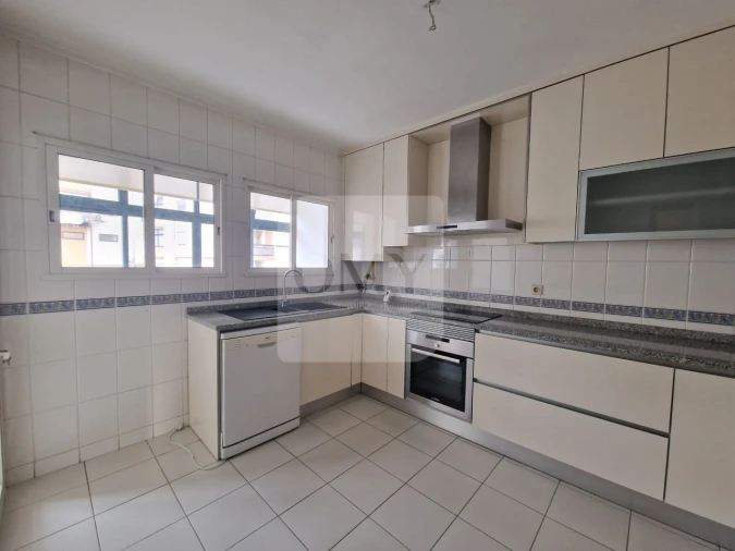 Apartamento T4 para Venda em Nossa Senhora da Conceição, São Pedro e São Dinis Foto 10