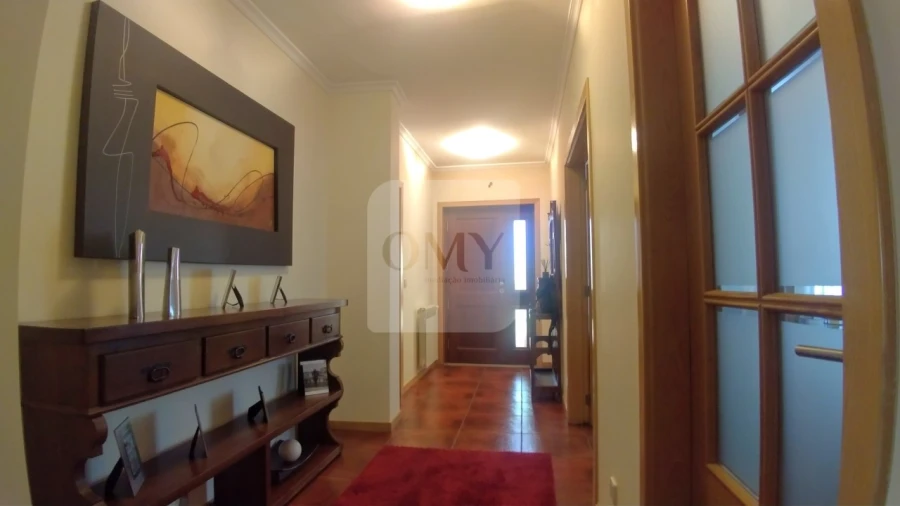 Moradia T4 para Venda em Mateus Foto 6