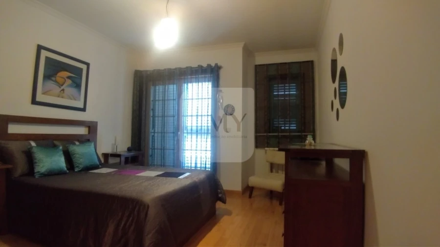 Moradia T4 para Venda em Mateus Foto 14