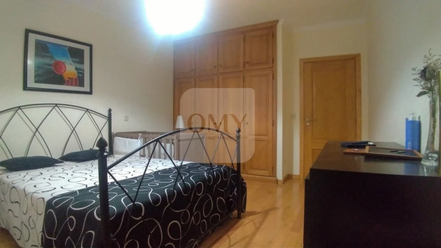 Moradia T4 para Venda em Mateus Foto 20