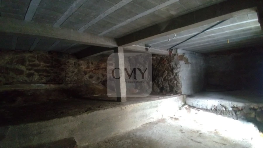 Moradia T2 para Venda em Sanfins do Douro Foto 15