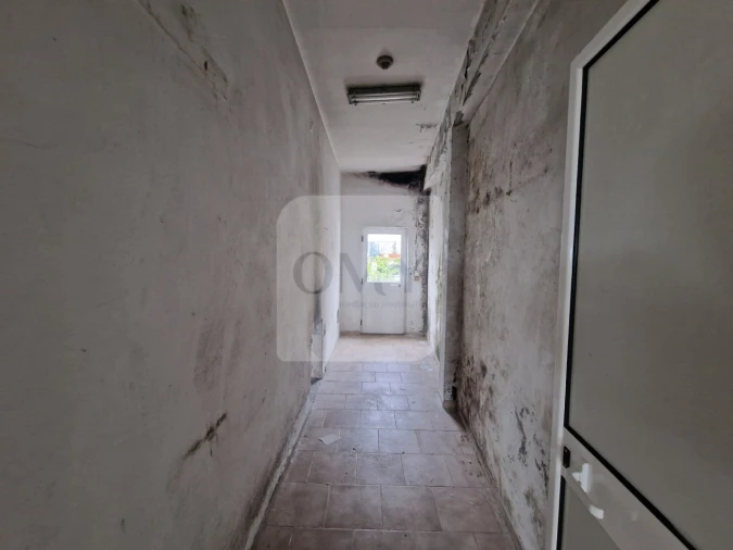 Loja para Venda em Sanfins do Douro Foto 12