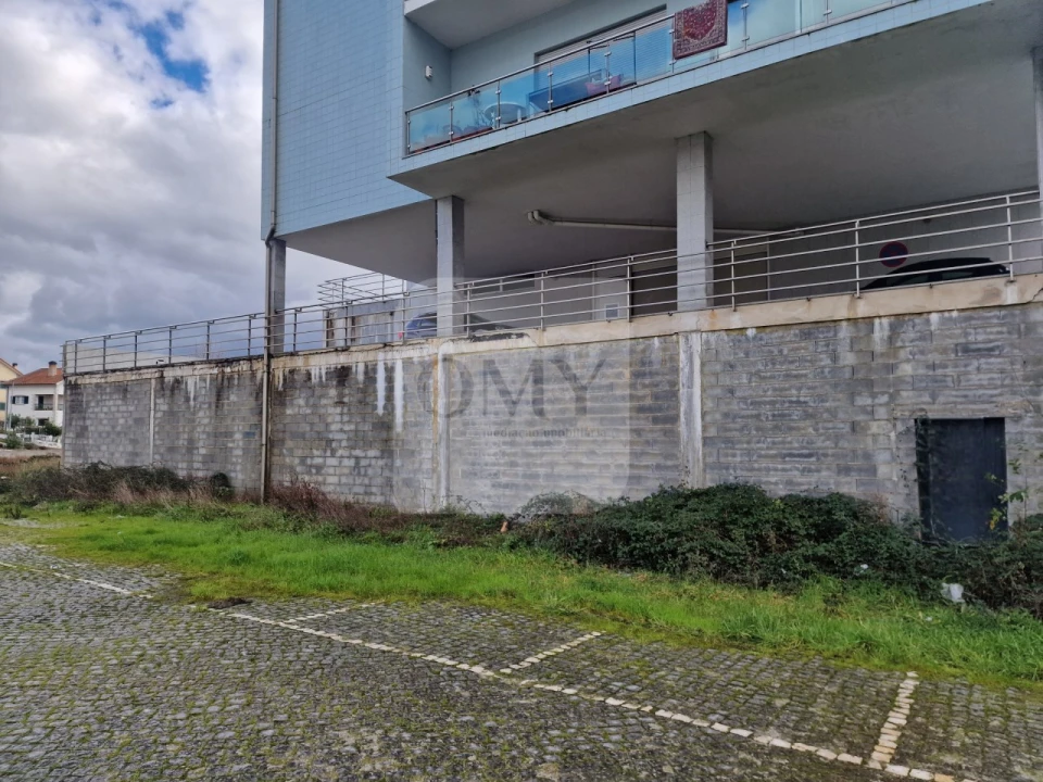 Armazém para Venda em Murça Foto 2