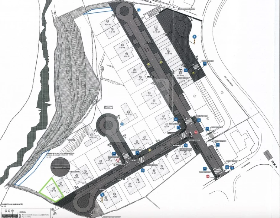 Terreno para Venda em Nossa Senhora da Conceição, São Pedro e São Dinis Foto 1