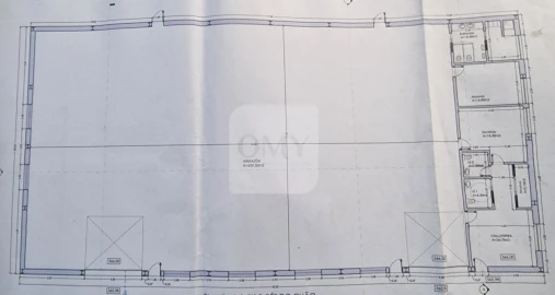 Armazém para Arrendamento em Constantim e Vale de Nogueiras