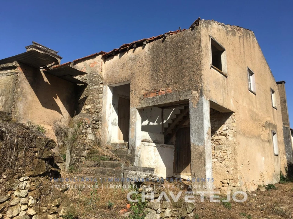 Moradia T3 para Venda em Casais e Alviobeira Foto 40