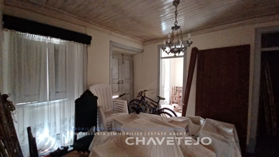 Moradia T3 para Venda em Casais e Alviobeira Foto 34