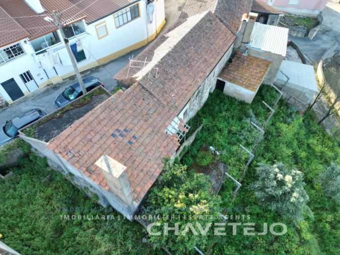 Moradia T3 para Venda em Casais e Alviobeira Foto 38