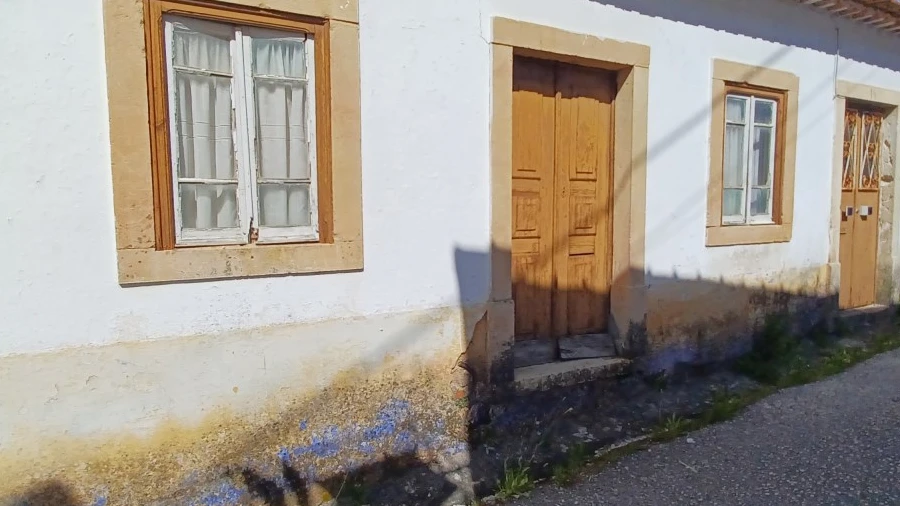 Moradia T3 para Venda em Casais e Alviobeira