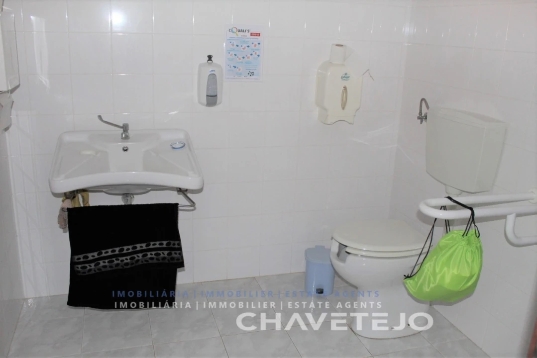 Negócio para Venda em Carregueiros Foto 10