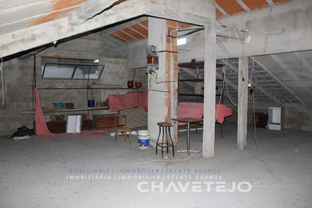 Negócio para Venda em Carregueiros Foto 20