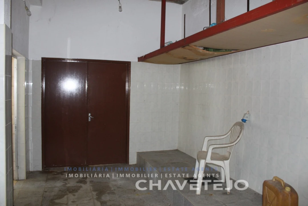 Negócio para Venda em Carregueiros Foto 25