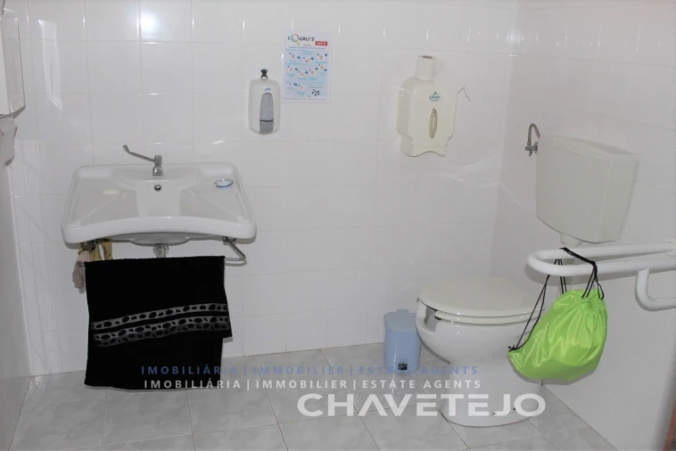 Negócio para Venda em Carregueiros Foto 10