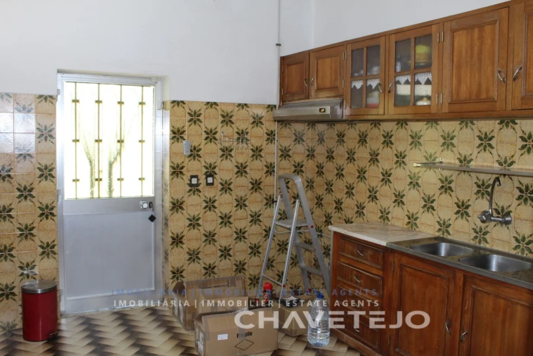 Negócio para Venda em Carregueiros Foto 8