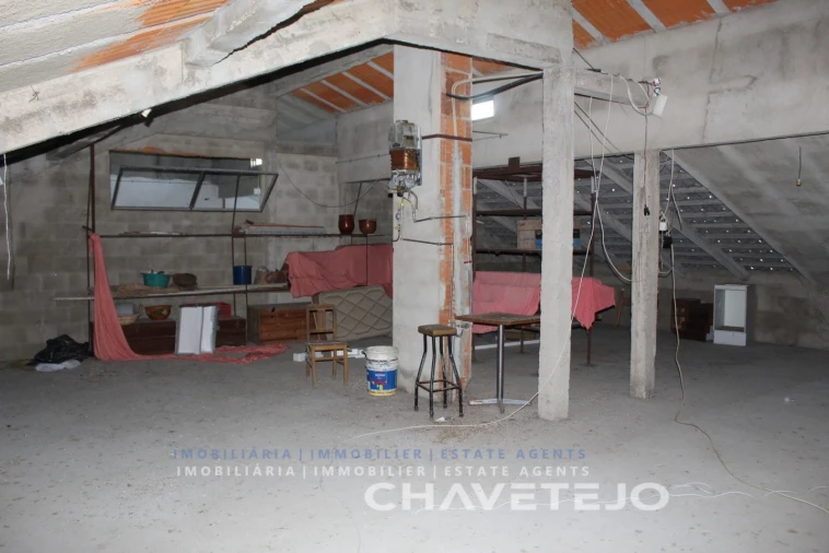 Negócio para Venda em Carregueiros Foto 20