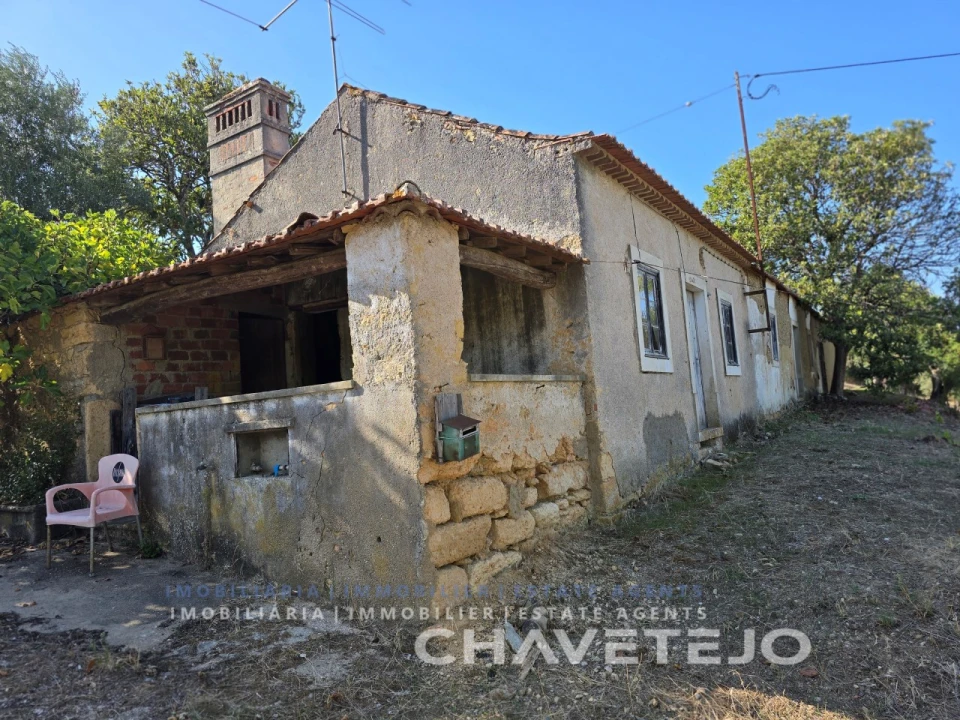 Moradia T2 para Venda em São João Baptista e Santa Maria dos Olivais Foto 4