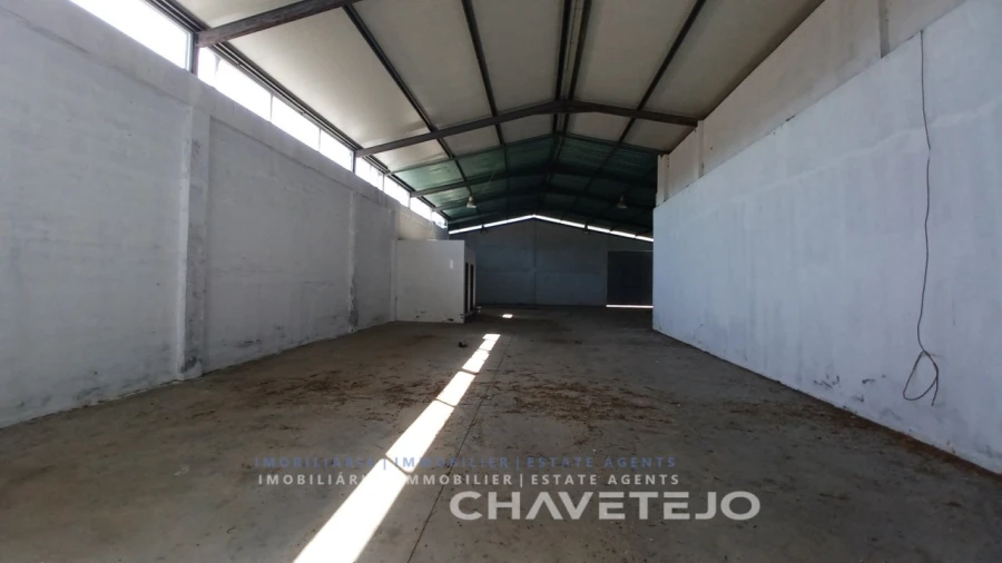 Prédio para Venda em São João Baptista e Santa Maria dos Olivais Foto 11