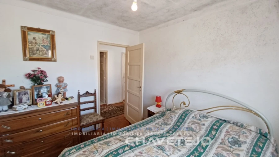 Prédio para Venda em São João Baptista e Santa Maria dos Olivais Foto 29