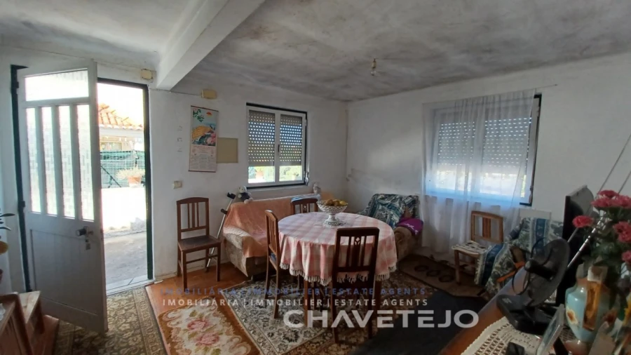 Prédio para Venda em São João Baptista e Santa Maria dos Olivais Foto 30