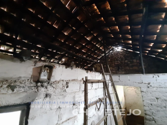 Moradia T3 para Venda em Freixianda, Ribeira do Fárrio e Formigais Foto 10
