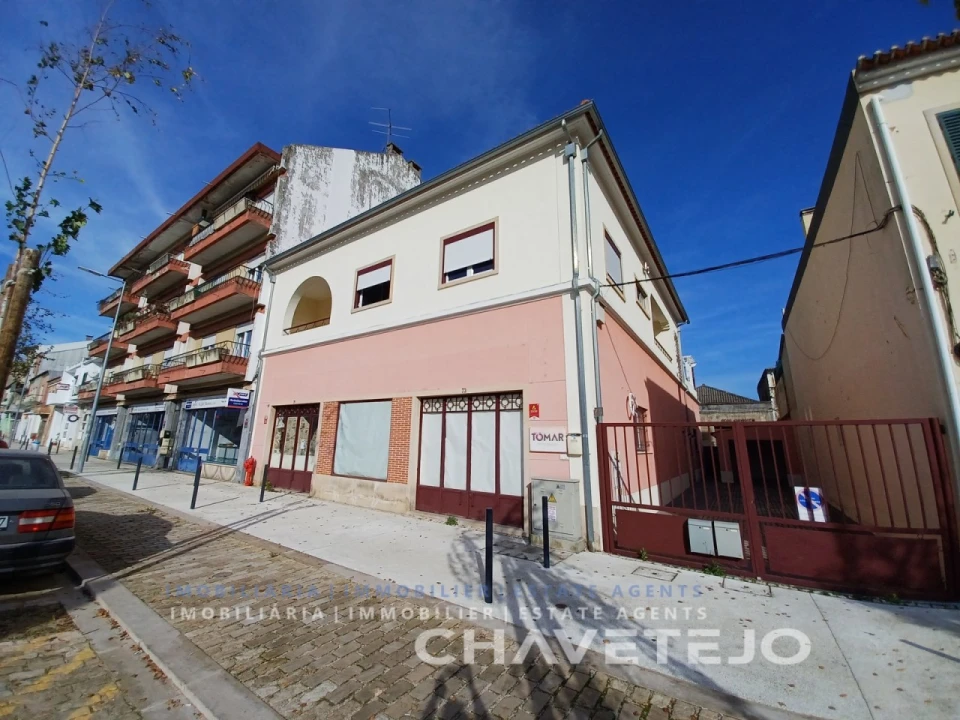 Prédio para Venda em São João Baptista e Santa Maria dos Olivais Foto 6