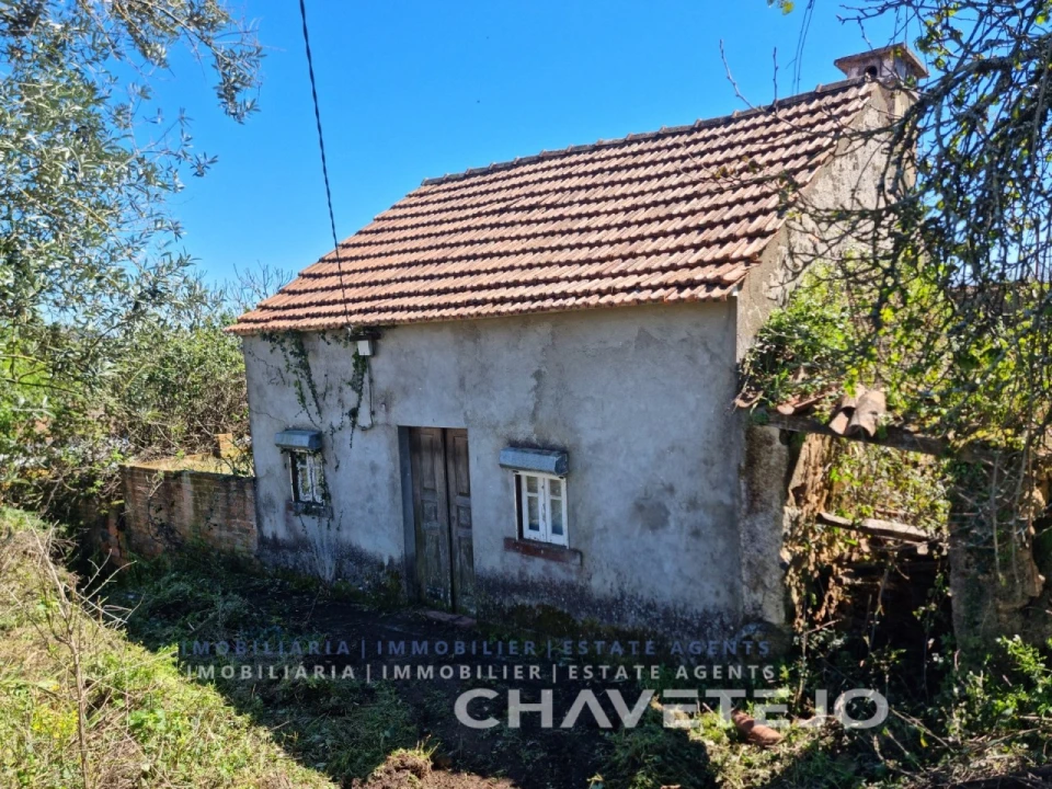 Moradia T2 para Venda em Beco Foto 2