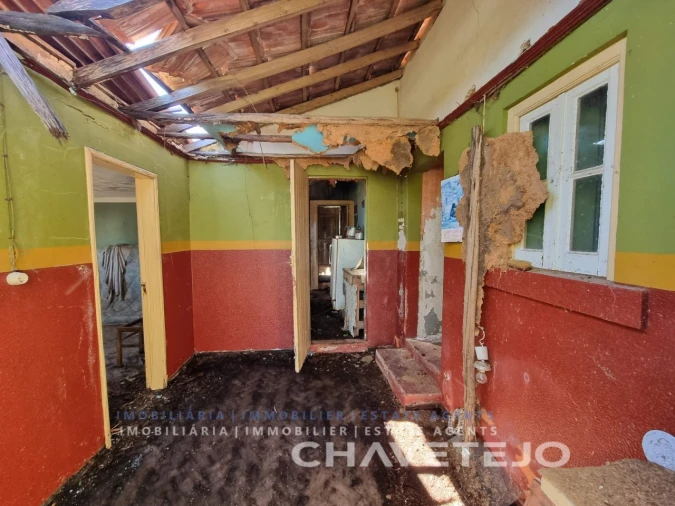 Moradia T2 para Venda em Beco Foto 4