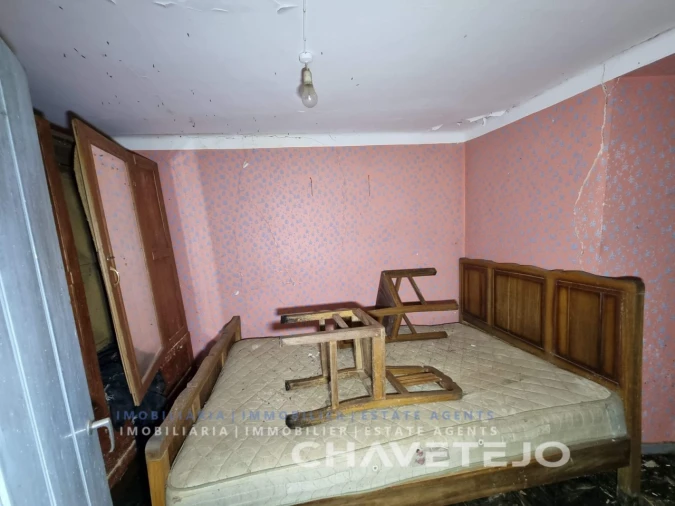 Moradia T2 para Venda em Beco Foto 11