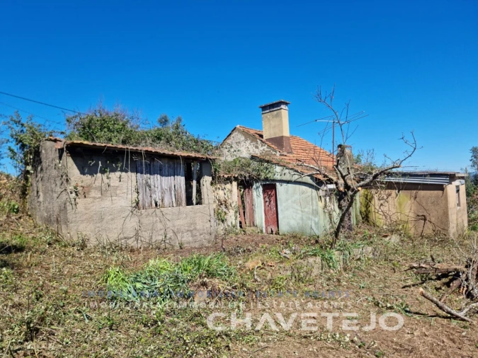 Moradia T2 para Venda em Beco Foto 19