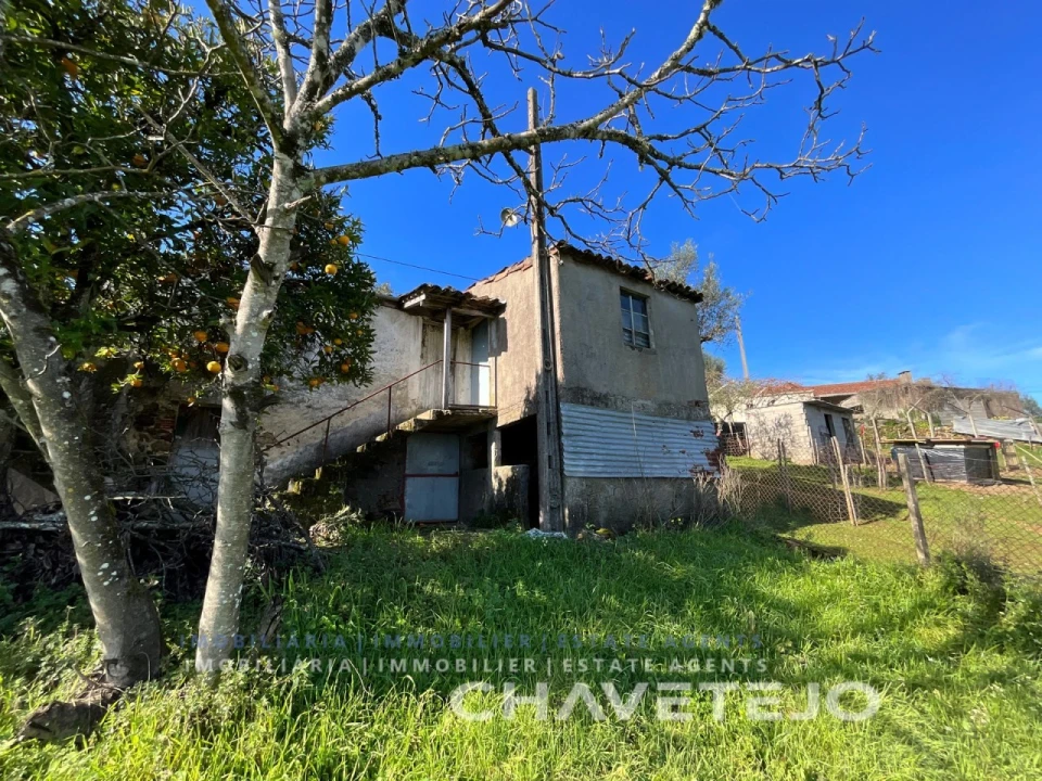 Moradia T2 para Venda em Arega Foto 3