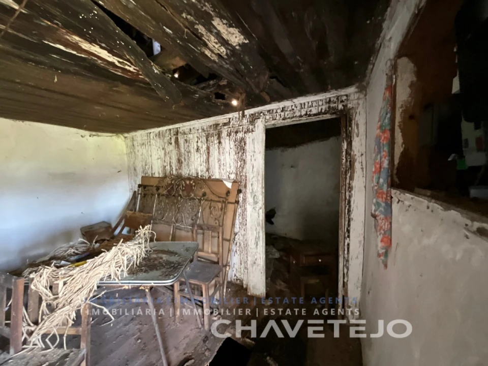 Moradia T2 para Venda em Arega Foto 6