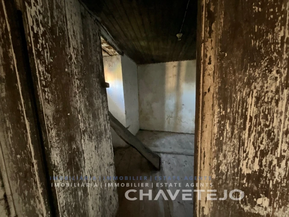 Moradia T2 para Venda em Arega Foto 7