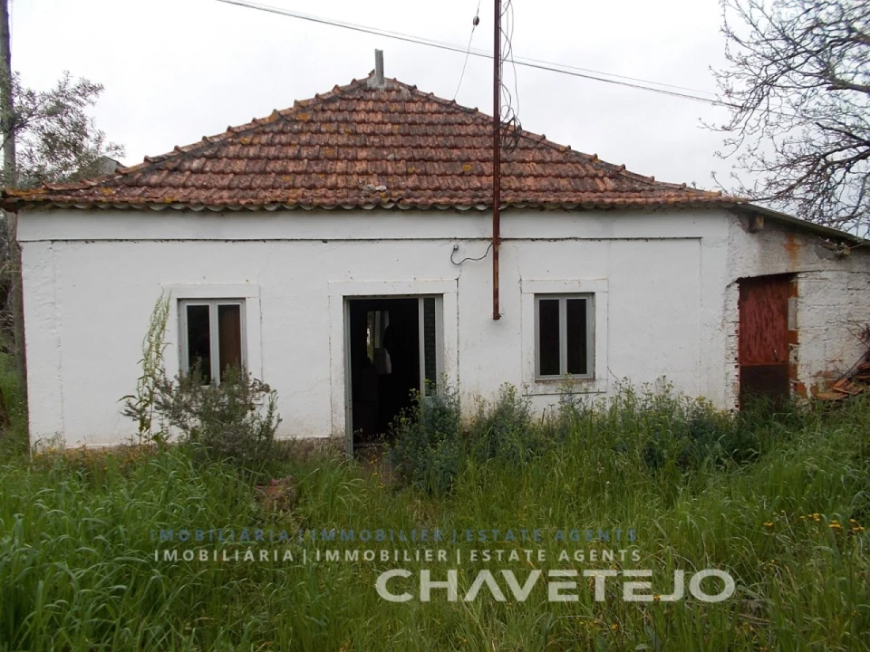 Moradia T2 para Venda em Pelma Foto 1