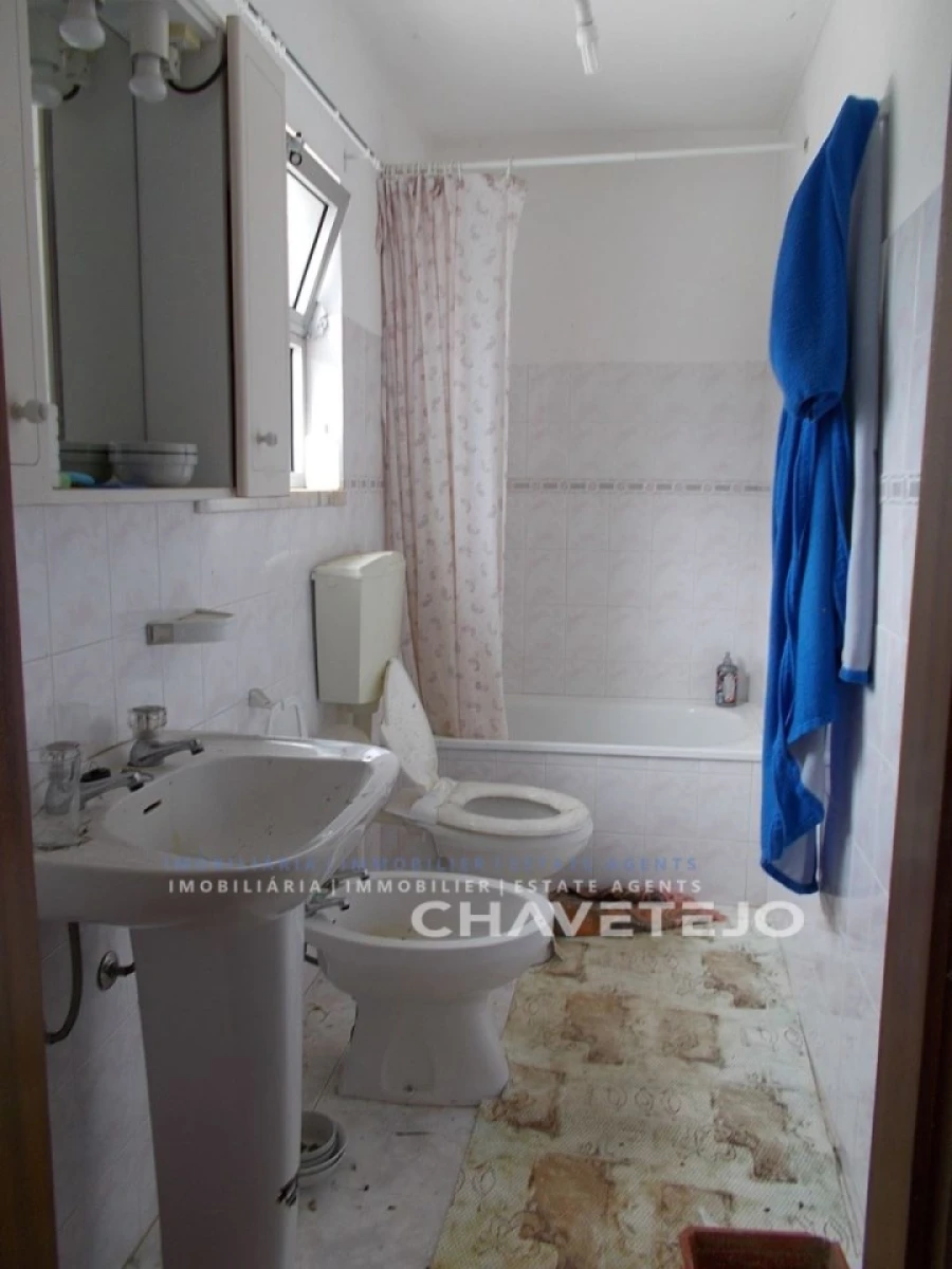 Moradia T2 para Venda em Pelma Foto 10