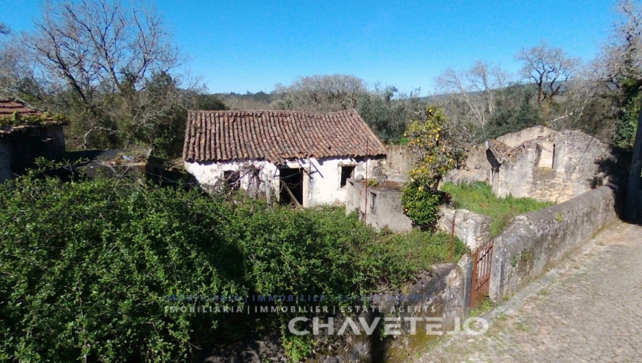 Moradia T4 para Venda em Pussos São Pedro Foto 3