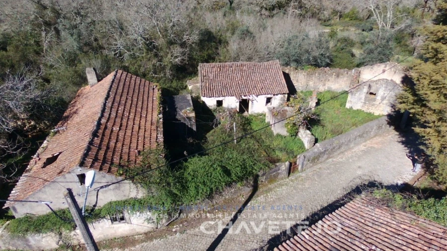 Moradia T4 para Venda em Pussos São Pedro
