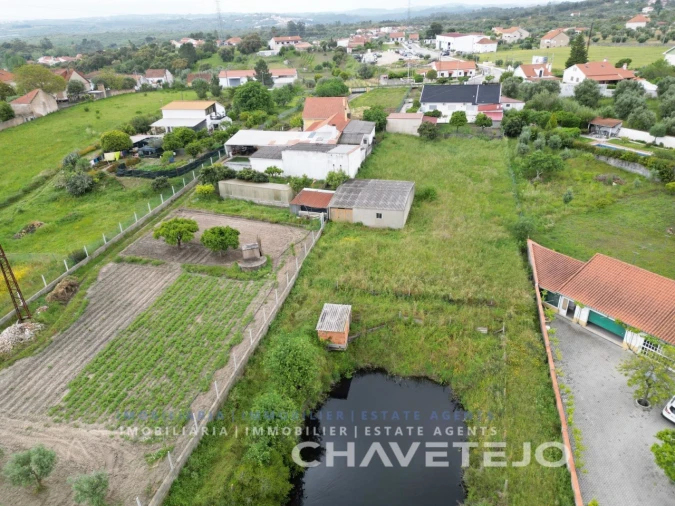 Terreno para Venda em Casais e Alviobeira Foto 4