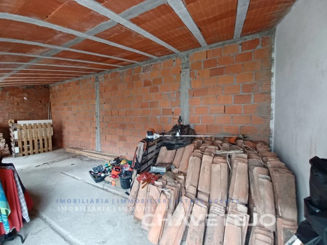 Prédio para Venda em Madalena e Beselga Foto 11