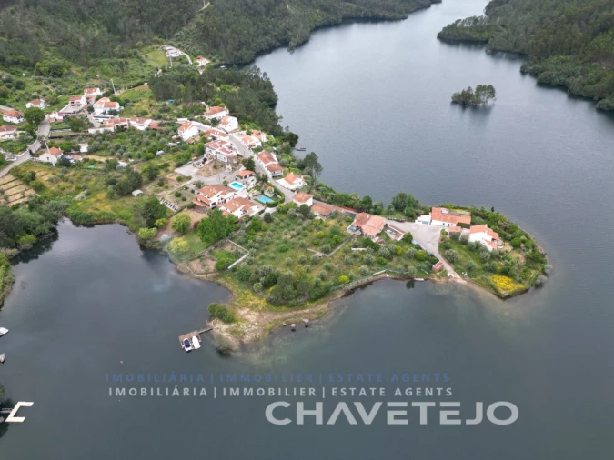 Moradia T4 para Venda em Ferreira do Zezere Foto 2