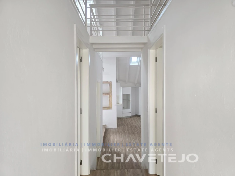 Moradia T2 para Venda em Carregueiros Foto 3