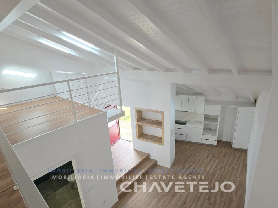 Moradia T2 para Venda em Carregueiros Foto 18