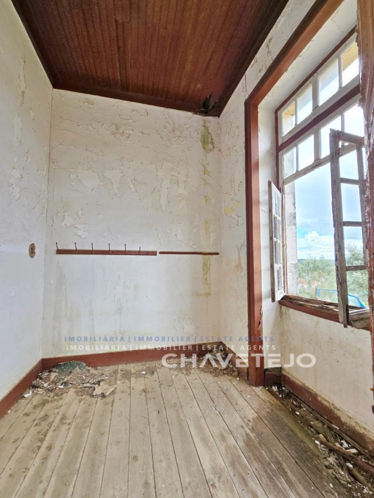 Moradia T2 para Venda em Serra e Junceira Foto 12