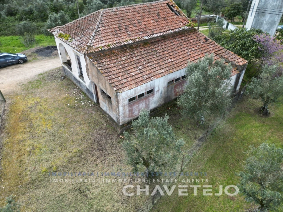 Moradia T2 para Venda em Serra e Junceira Foto 39