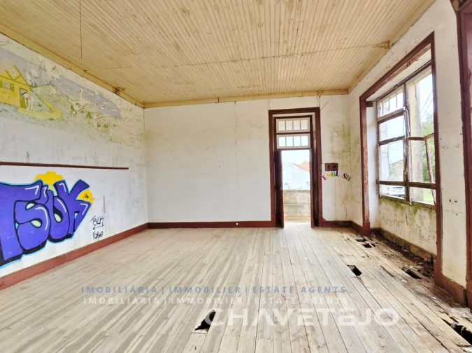 Moradia T2 para Venda em Serra e Junceira Foto 13